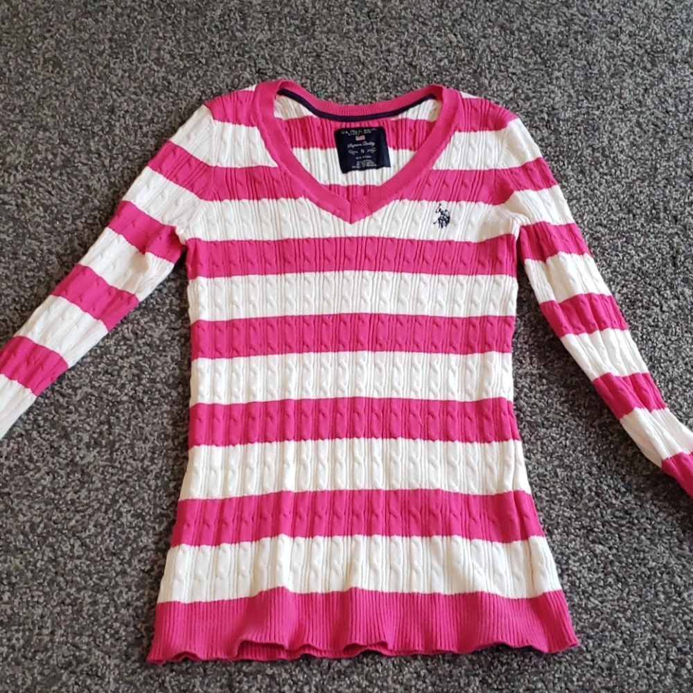 Light weight sweater for as those days cool.down